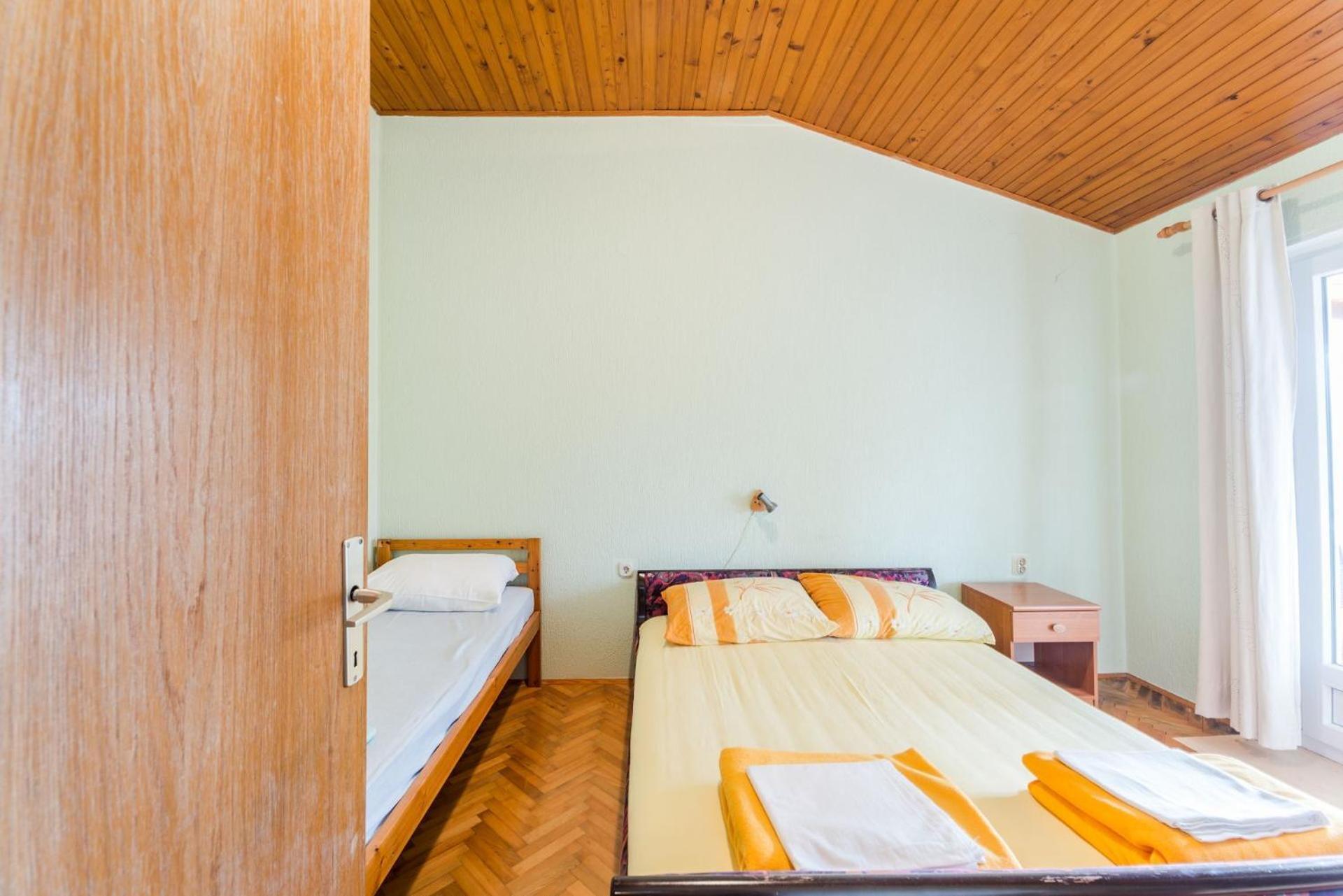 Apartments Ivica - With Parking Нин Екстериор снимка