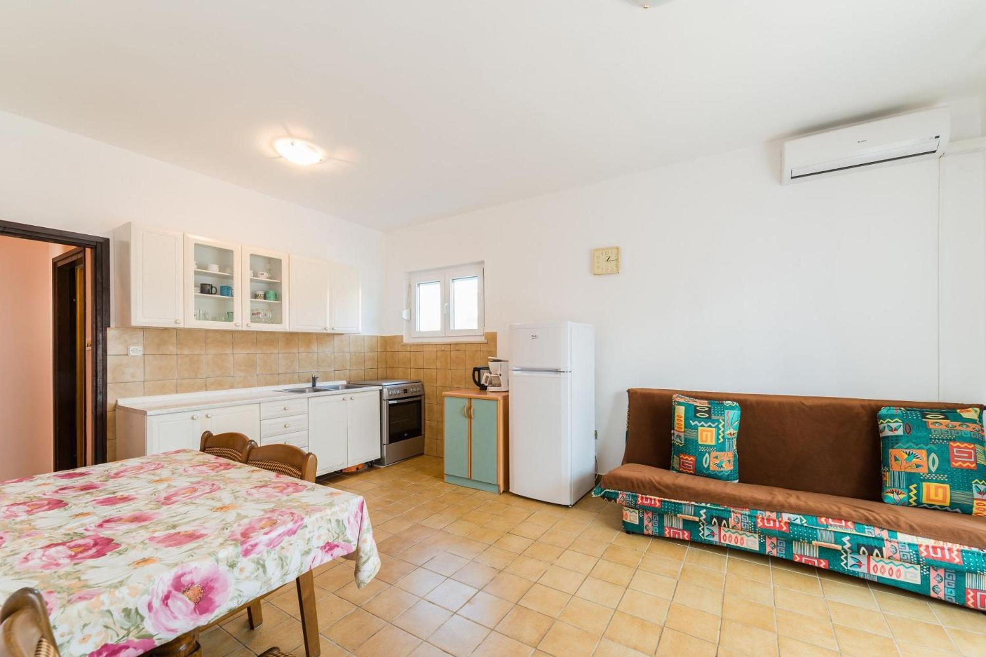 Apartments Ivica - With Parking Нин Екстериор снимка